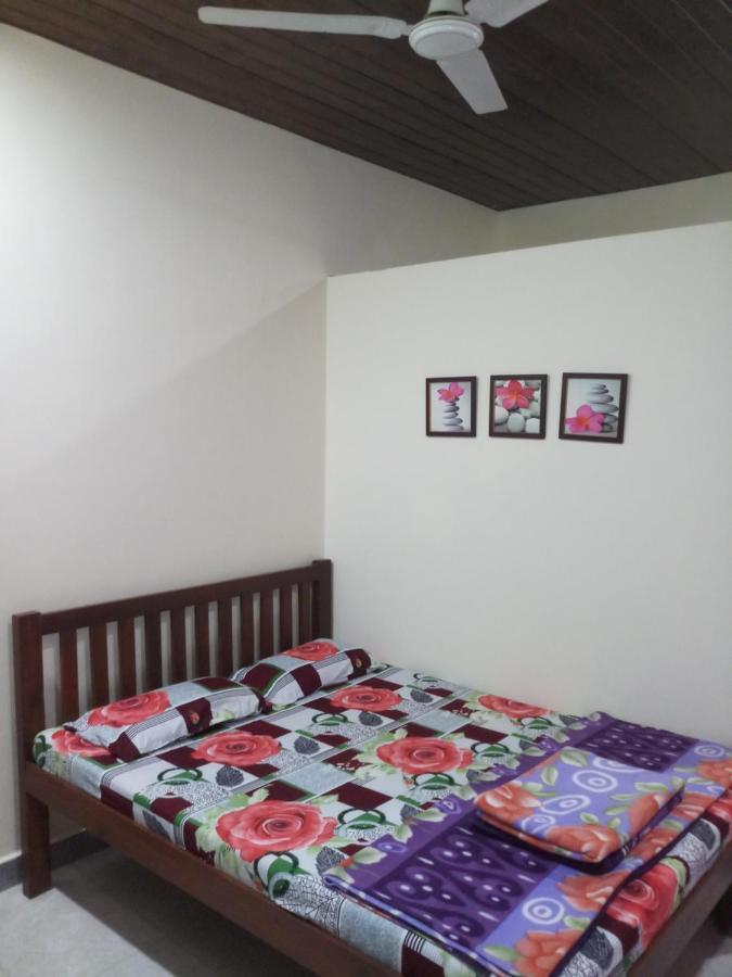 Anandi Villa Homestay Adhi Εξωτερικό φωτογραφία